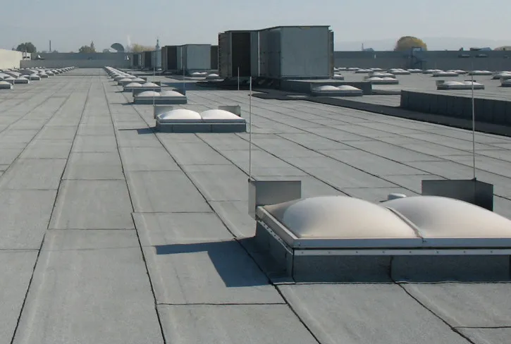 Abdichtung mit dem Flüssigkunststoff Profi-Dicht.